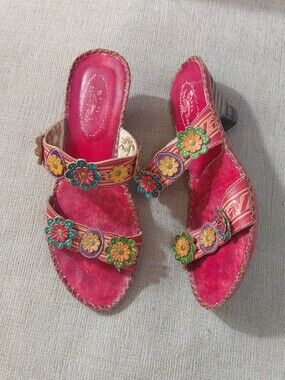 Spring Step Red Floral Leather Slide Kitten Heel Sandals Size 9